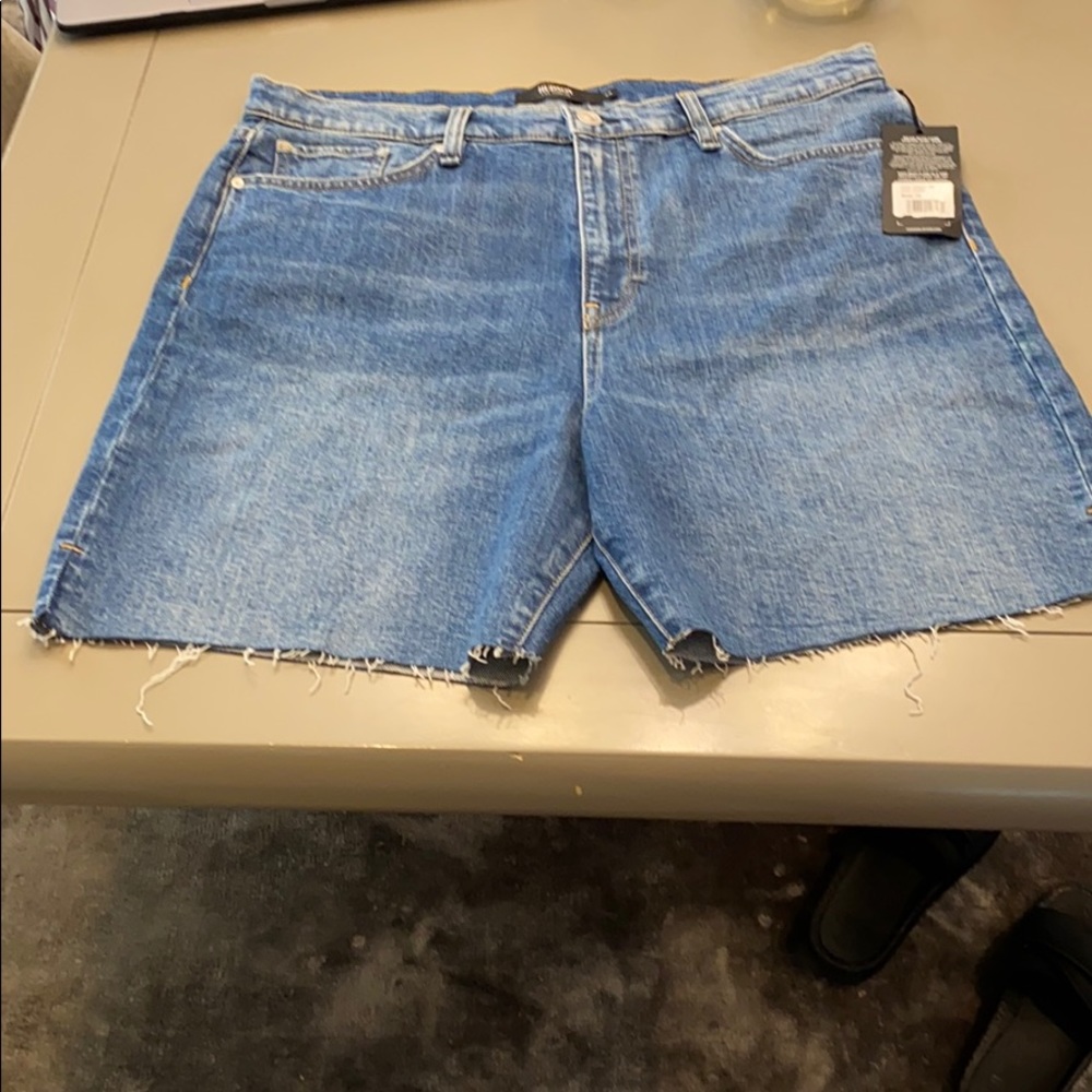 Hudson Hanna mini biker short